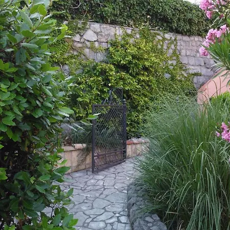 아파트 Beba's Garden *